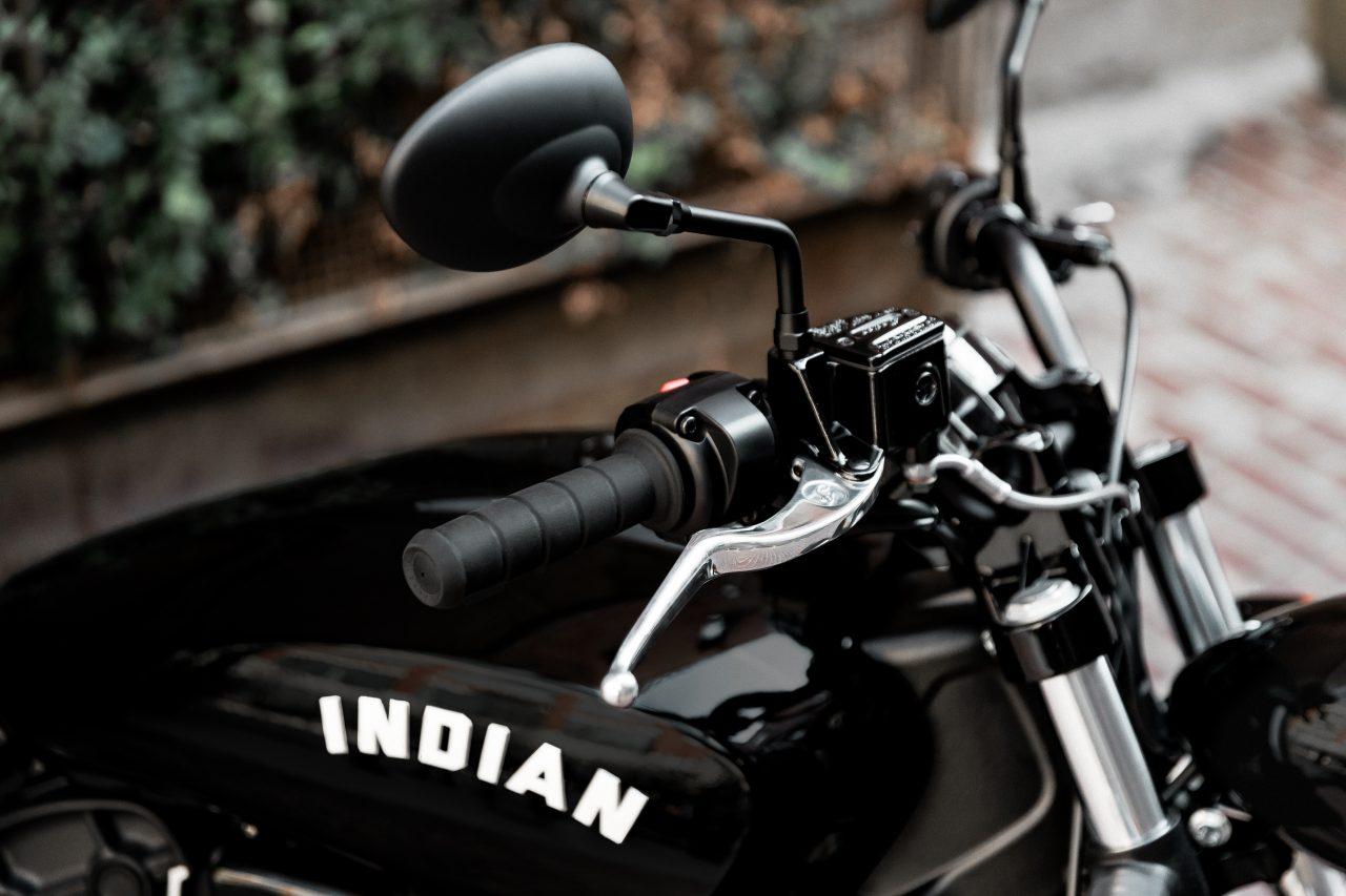 indian-scout-bobber-sixty-4.jpg