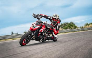 Nová Ducati Hypermotard 950 RVE