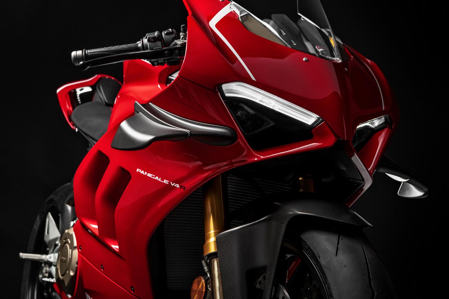 20ducati-panigale-v4-ruc69212preview.jpg